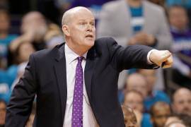 Hornets superan al Heat y empatan la serie de playoffs