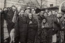 Facebook prohibirá negar o tergiversar el Holocausto