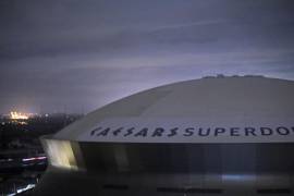 El estadio Caesars Superdome en Nueva Orleans el 30 de agosto de 2021. Los Saints de Nueva Orleáns jugarán el partido inaugural de su temporada en Jacksonville debido al huracán Ida. AP/Max Becherer/The Times-Picayune/The New Orleans Advocate