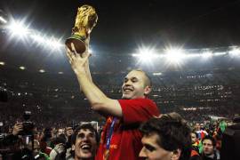 El centrocampista español Andrés Iniesta fue campeón del Mundo tras la victoria ante Países Bajos en la Final del 2010.