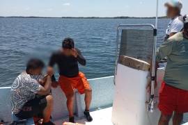 Las lanchas involucradas escaparon cerca de Dzilam de Bravo sin que fueran alcanzadas por los equipos de vigilancia.