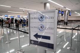 La administración Trump planea reiniciar el programa Global Entry el miércoles 11 de marzo de 2026, apenas unas semanas después de suspenderlo debido al cierre parcial del Departamento de Seguridad Nacional.
