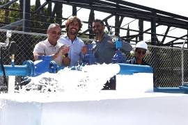 Iván José Vicente García, gerente general de Aguas de Saltillo, destacó que este pozo forma parte del Plan Antisequía y que el sistema trabaja de manera constante en la eficiencia de la red de distribución.