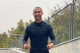 Cristiano Ronaldo está 'cerrando ciclos' y se rapa durante cuarentena