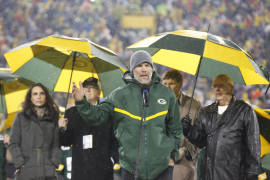 Green Bay retira el ‘4’ de Favre