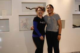Entre ‘actos de fe’ Karla Rangel y Mercedes Aqui refrendan su amistad con exposición en la FINA 447