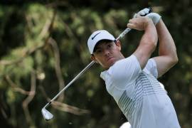 McIlroy lidera en México tras los primeros 36 hoyos