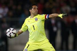 Claudio Bravo ya está en Manchester para firmar con los citizens