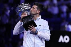 Novak Djokovic viene de caer en Semifinales del Australia Open, mismo que conquistó el año pasado.