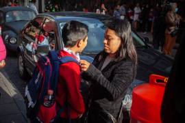 La Secretaría de Educación exhorta a los padres de familia a completar el trámite de preinscripción en tiempo y forma para garantizar un espacio para sus hijos.