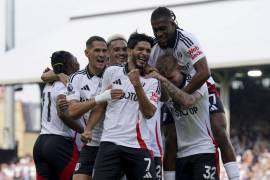 Raul Jiménez se ha ganado la titularidad con el Fulham y no ha parado de meter goles con el club de Inglaterra.