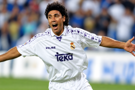 Hugo Sánchez firmó 38 goles con el Real Madrid durante la temporada 1989-1990, todos con remates de primera intención, para conquistar su quinto Pichichi.