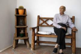 El escritor José Saramago en su domicilio en la isla de Lanzarote en una imagen de archivo fechada el 27 de agosto de 2009.