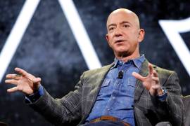 Jeff Bezos deja de ser CEO de Amazon; seguirá teniendo un gran poder en la empresa