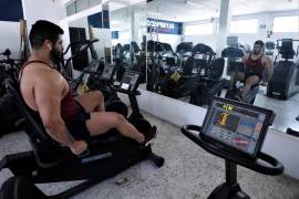 Para muchos saltillenses uno propósito de Año Nuevo es bajar de peso; los gimnasios son la solución.