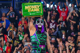 Penta Zero Miedo hizo historia al conquistar el maletín masculino de Money in the Bank 2026, que le permitirá buscar su primer campeonato mundial en WWE.