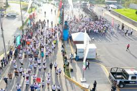 Más de mil corredores participaron en la Carrera 5K Unidos por la Seguridad.