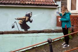 Nueva obra de Banksy incrementa precio de casa en venta