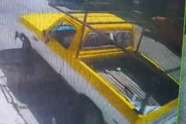 El can fue encontrado horas después de ser dejado frente a la casa de una rescatista; la fundación Corazón Patitas exige responsabilidad ciudadana y sanciones efectivas contra el maltrato