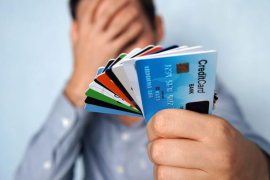 Es importante conocer los conceptos básicos de las tarjetas de crédito, como la fecha de corte y el pago mínimo, para evitar problemas financieros