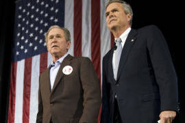 Expresidente George W. Bush reaparece para apoyar a su hermano Jeb