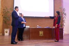 La Dra. Shaila Esquivel Álvarez tomó protesta como directora de la Facultad de Odontología de la UAdeC para el periodo 2025-2028.