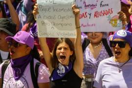 En conmemoración del Día Internacional de la Mujer, las calles de múltiples ciudades en México y alrededor del mundo se teñirán de morado.