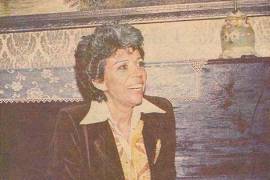Nancy Cárdenas, militó en el movimiento estudiantil de 1968, opositora al autoritarismo gubernamental, impulsora de los derechos de las mujeres y en contra de que fueran limitadas a madres y amas de casa, se convirtió en un ícono feminista.