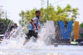 Para el domingo 26 de abril, la persistencia de una circulación anticiclónica en niveles medios de la atmósfera sobre el interior del territorio nacional, mantendrá la onda de calor.