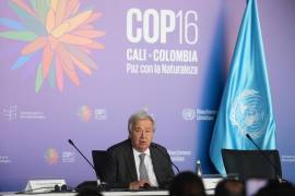 El secretario general de la ONU, António Guterres habla durante una rueda de prensa en Cali, Colombia.