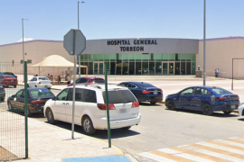 Los heridos fueron trasladados al Hospital General de Torreón para su valoración tras la detonación múltiple.