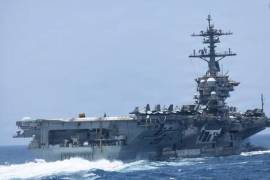 El portaaviones inició un despliegue programado de siete meses en el Mar de China Meridional el pasado mes de noviembre, pero fue redirigido al Mar Arábigo en enero, poco antes del inicio de la Operación Furia Épica contra Irán . Ha permanecido allí desde entonces.