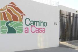 Un adolescente repatriado salió del albergue Camino a Casa mientras esperaba reunirse con familiares.