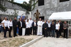 Autoridades eclesiásticas de Monterrey y Saltillo participaron en la develación de la estatua del beato Carlo Acutis.