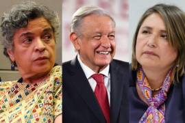 “Son burdos, predecibles”, añadió, semanas después de haber revelado que la senadora Xóchitl Gálvez sería el “dedazo” de la oposición