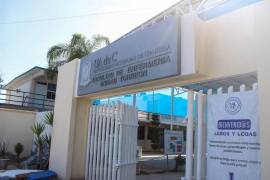 La Facultad de Enfermería Unidad Laguna de la UAdeC conmemoró 51 años de trayectoria académica.