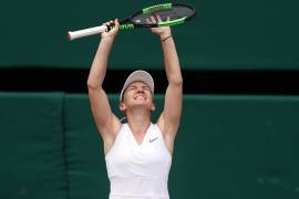 Simona Halep hace historia y se convierte por primera vez en monarca de Wimbledon