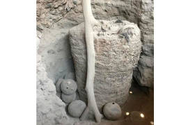 Descubren una momia de mil años de antigüedad en Perú