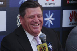 Miguel Herrera pide que se deje trabajar a Brizio