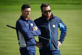 Rory McIlroy pide al equipo europeo que no se obsesione con Woods