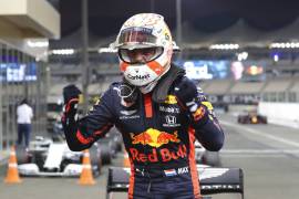 Verstappen consigue la 'Pole' en Abu Dhabi; 'Checo' por otra remontada épica