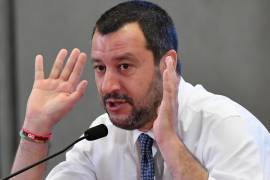 Propone Salvini crear centros para migrantes en la frontera de Libia