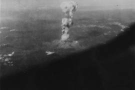 Publican nuevas fotografías de Hiroshima tras lanzamiento de la bomba atómica