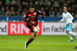 A Chicharito le falta consolidarse en un equipo grande: Borgetti