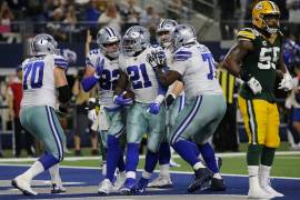 A los Cowboys les urge que 'Zeke' sume yardas
