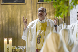 El obispo Hilario González anunció la conformación de un equipo pastoral para brindar apoyo espiritual en Saltillo.