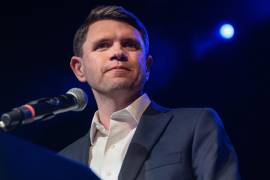 El legislador estatal progresista de Texas y candidato al Senado, James Talarico, quien también es seminarista presbiteriano, ha puesto su fe y compasión cristiana en el centro de su campaña.