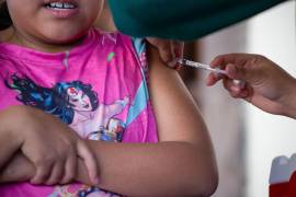 La Ssa sostuvo que la estrategia busca ampliar la cobertura y reducir el impacto del brote mediante la aplicación de dosis.