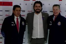 Hacen oficial la era Peláez en Chivas...ratifican al 'Flaco' Tena como técnico