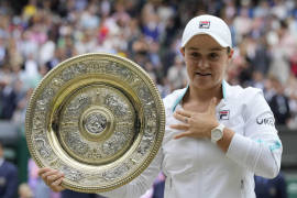 Barty conquista Wimbledon, vence a Pliskova